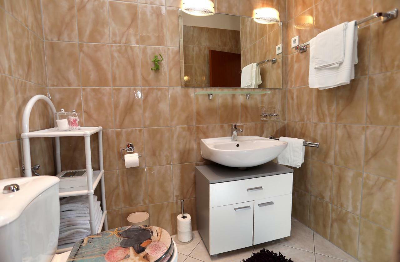 Apartment Katarina Trogir Bagian luar foto